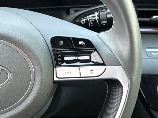 Used 2025 Abyss Black Hyundai SEL Convenience image 14