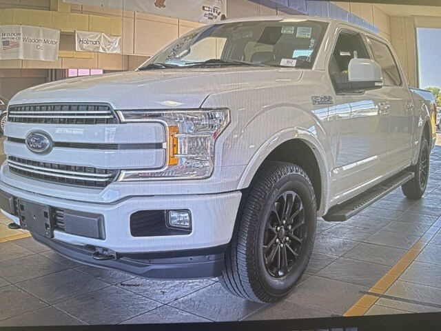 2020 Ford F-150 Lariat photo 2