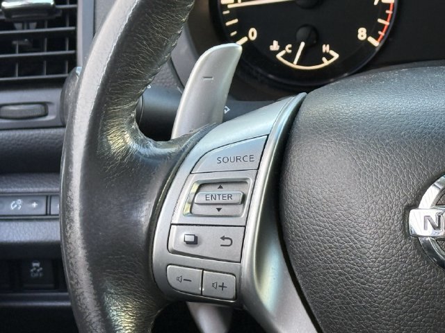 Used 2017 Super Black Nissan 2.5 SR image 13