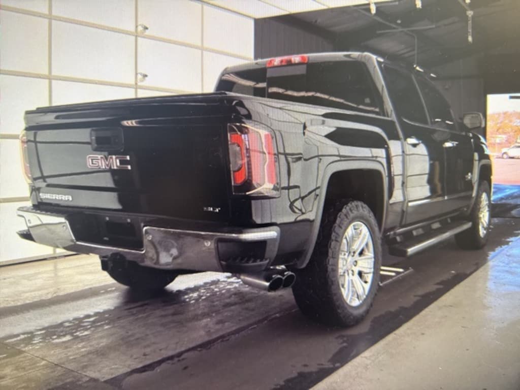 Used 2017 GMC Sierra 1500 SLT Truck Crew Cab