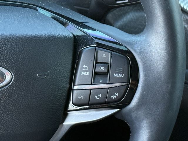 Used 2025 Agate Black Metallic Ford Platinum image 14