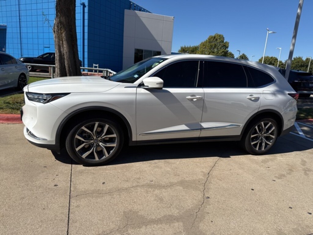 Used 2022 Acura MDX FWD with Technology Package SUV