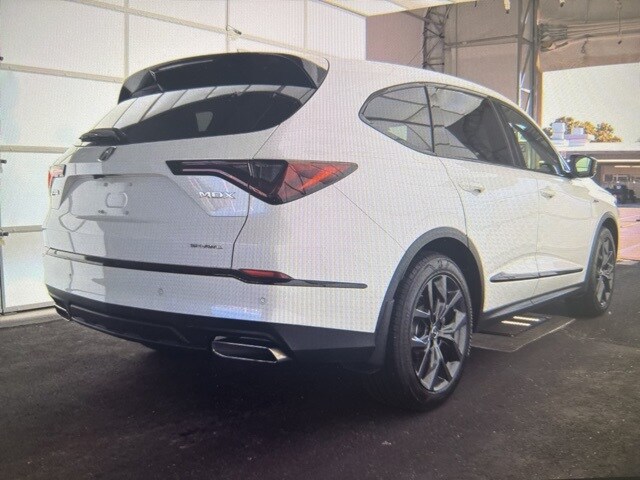2023 Acura MDX SH-AWD A-Spec photo 4