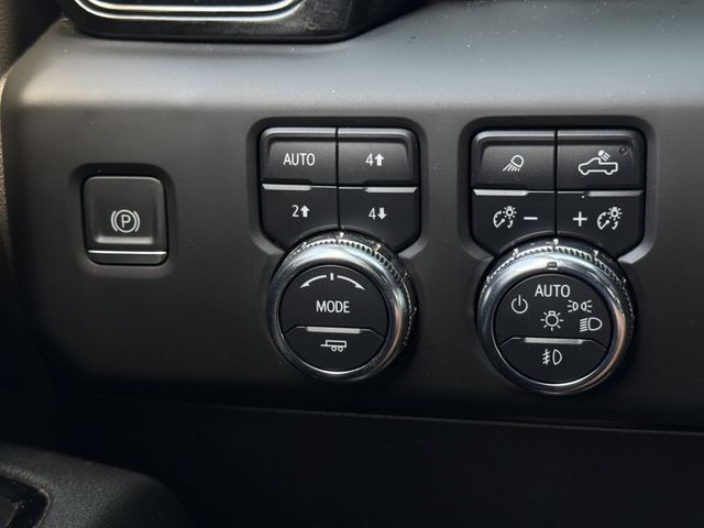 Used 2023 Sterling Metallic GMC AT4 image 23