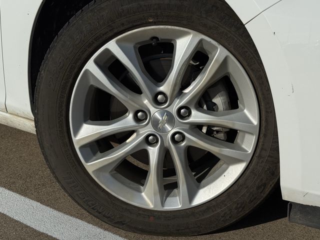 Used 2017 Summit White Chevrolet LT image 9