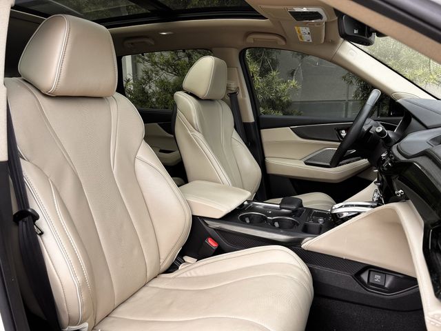 Certified Used 2024 Platinum White Pearl Acura Advance image 29