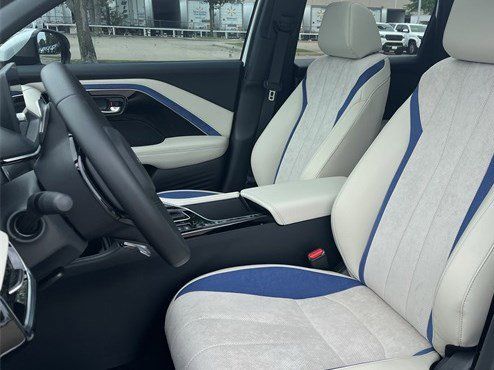 Used 2025 Platinum White Pearl Acura A-Spec Package image 27