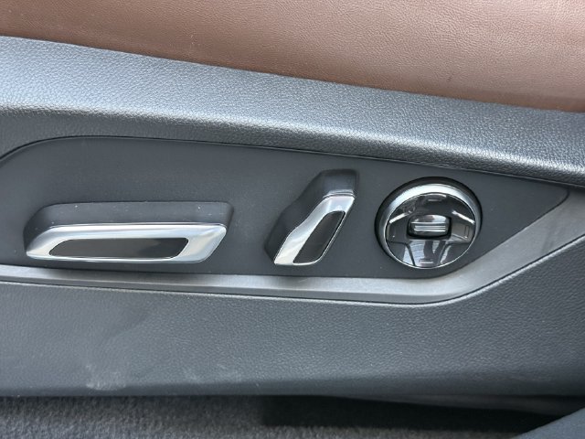 Used 2021 Majestic Black Pearl Acura Advance Package image 26