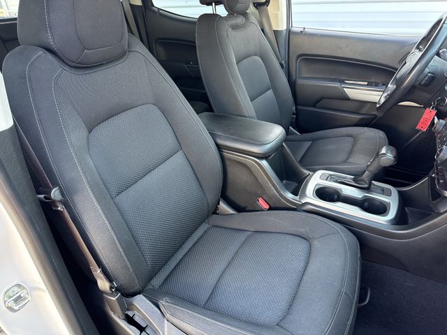 Used 2020 Summit White Chevrolet LT image 23