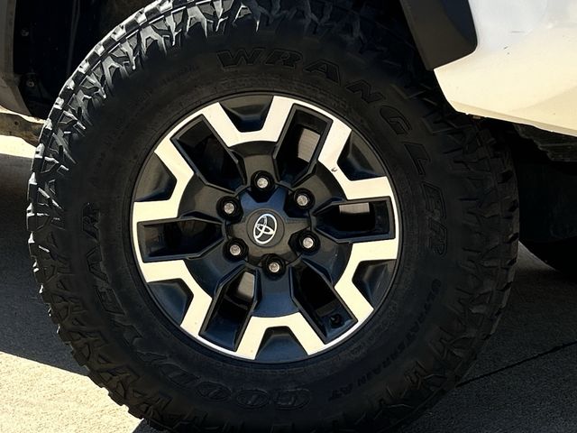 Used 2021 Super White Toyota TRD Off-Road image 10