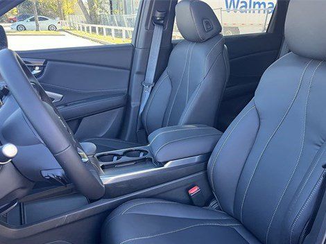 New 2026 Platinum White Pearl Acura SH-AWD image 28