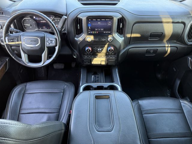 Used 2022 White Frost Tricoat GMC Denali image 11