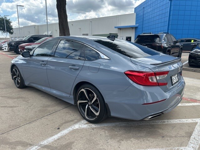 2022 Honda Accord Sport 2.0T photo 3