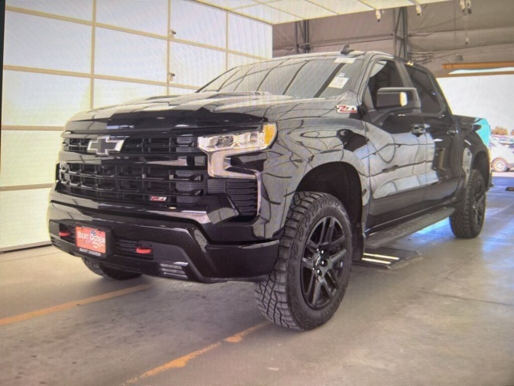 Used 2022 Chevrolet Silverado 1500 LT Trail Boss Truck Crew Cab