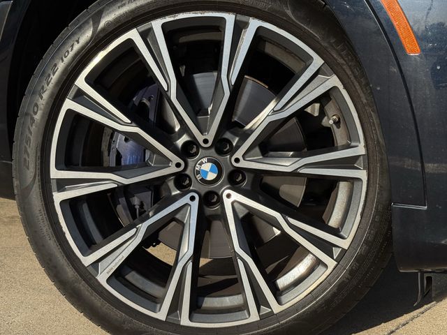 Used 2021 Carbon Black Metallic BMW M50i image 11