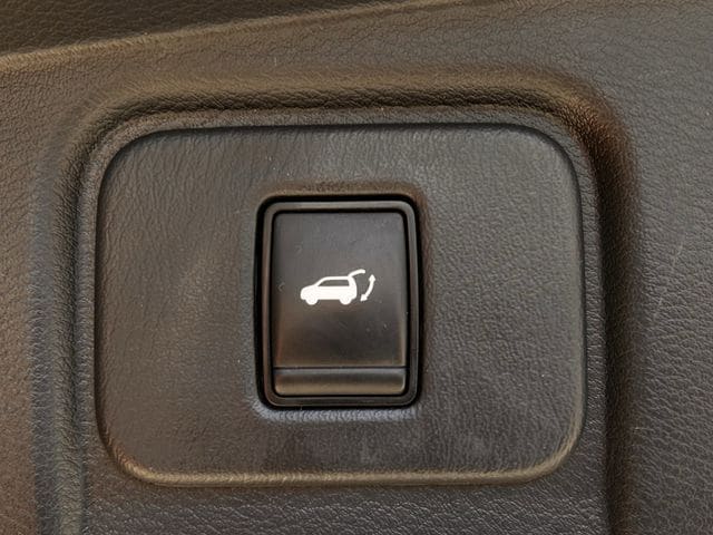 Used 2017 Gun Metallic Nissan Platinum image 36