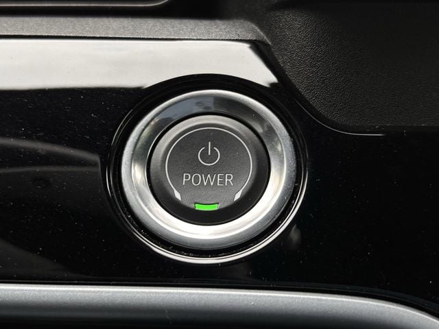 Used 2024 Sonic Gray Pearl Honda Touring image 23