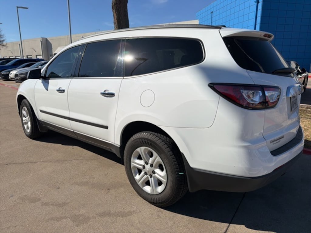 Used 2017 Chevrolet Traverse LS SUV