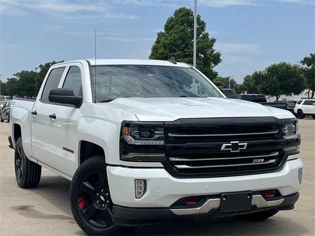 Used 2018 Chevrolet Silverado 1500 LTZ Z71 with VIN 3GCUKSEC8JG120443 for sale in Arlington, TX