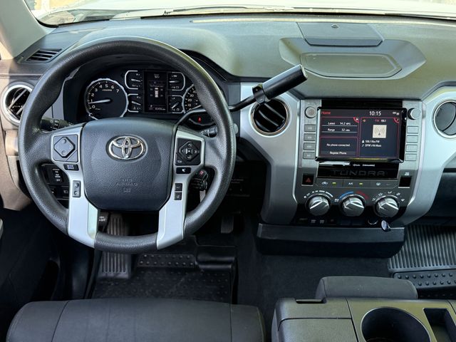 Used 2020 Cement Toyota SR5 image 11