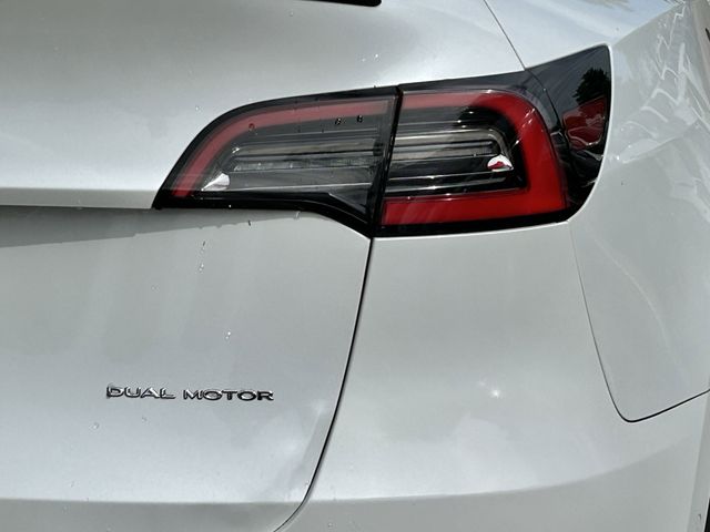 Used 2021 Pearl White Multi-Coat Tesla Long Range image 7