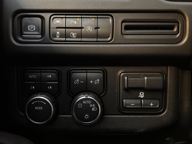 Used 2023 Summit White Chevrolet RST image 23