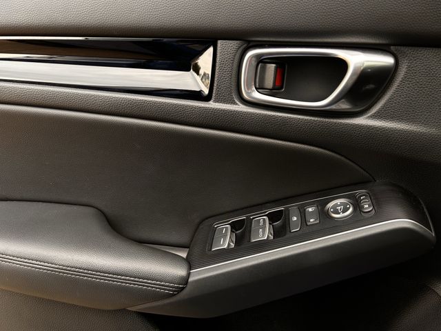 Used 2024 Boost Blue Pearl Honda Sport Touring image 27