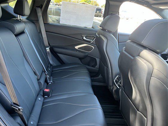 New 2026 Platinum White Pearl Acura SH-AWD image 31