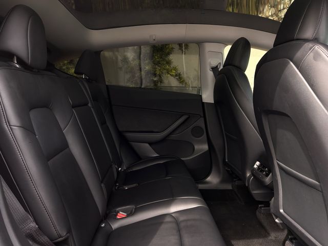 Used 2021 Pearl White Multi-Coat Tesla Long Range image 28