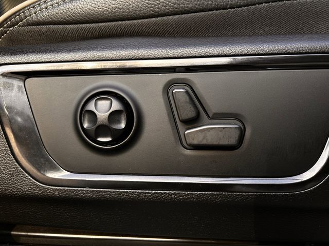 Used 2023 Patriot Blue Pearlcoat Ram Limited image 33