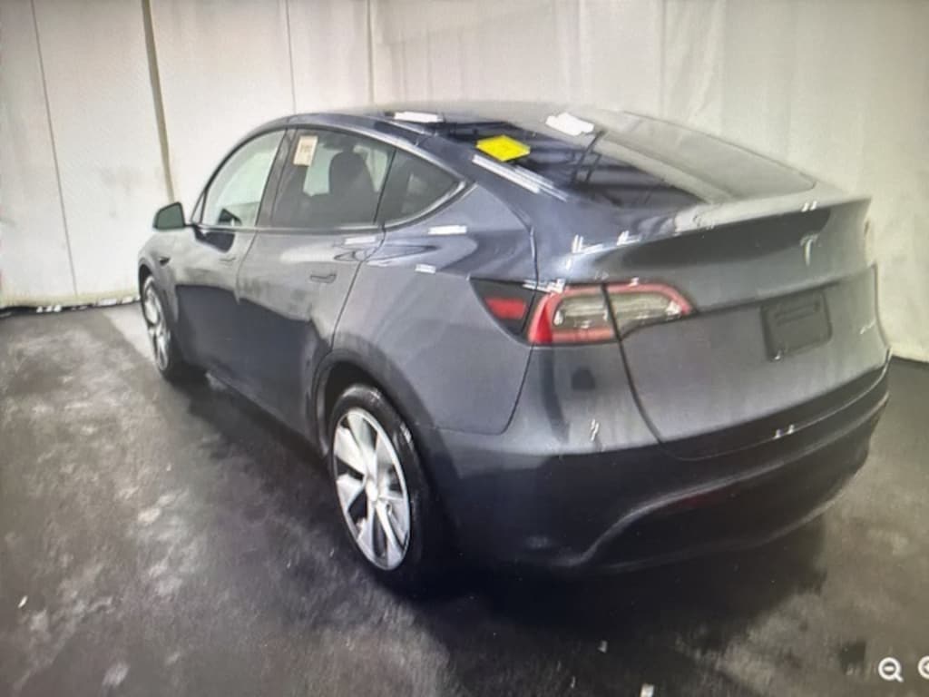 Used 2023 Tesla Model Y Long Range SUV