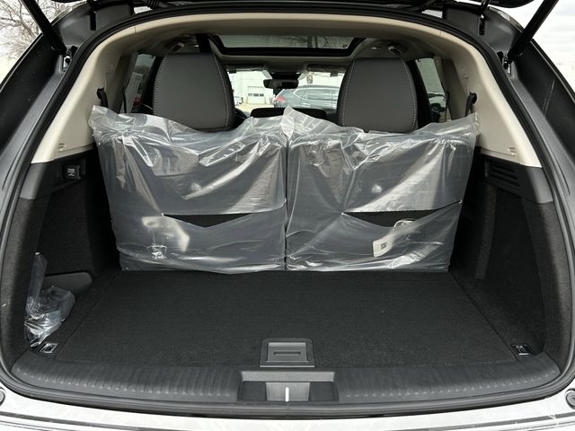 New 2026 Platinum White Pearl Acura FWD Technology Package image 34