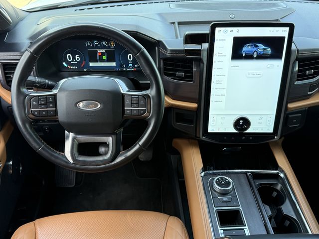 Used 2022 Star White Metallic Tri-Coat Ford Platinum image 11