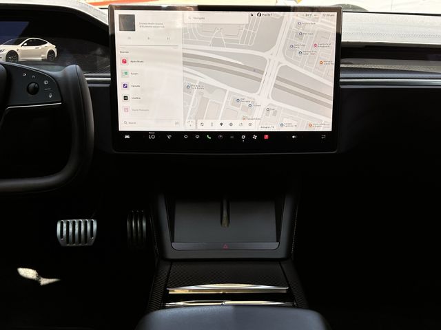 Used 2021 Pearl White Multi-Coat Tesla Plaid image 17