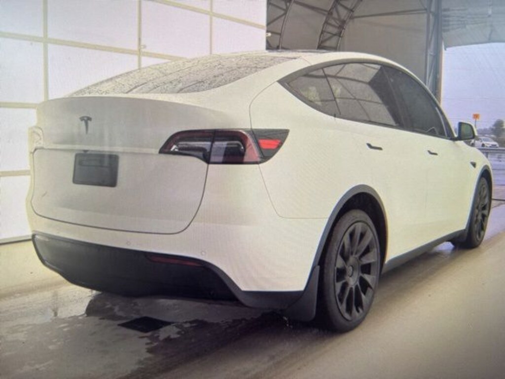 Used 2021 Tesla Model Y Long Range SUV