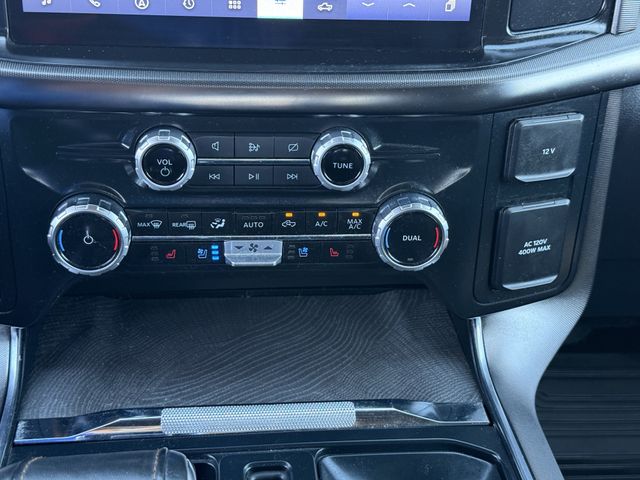 Used 2023 Oxford White Ford Platinum image 18