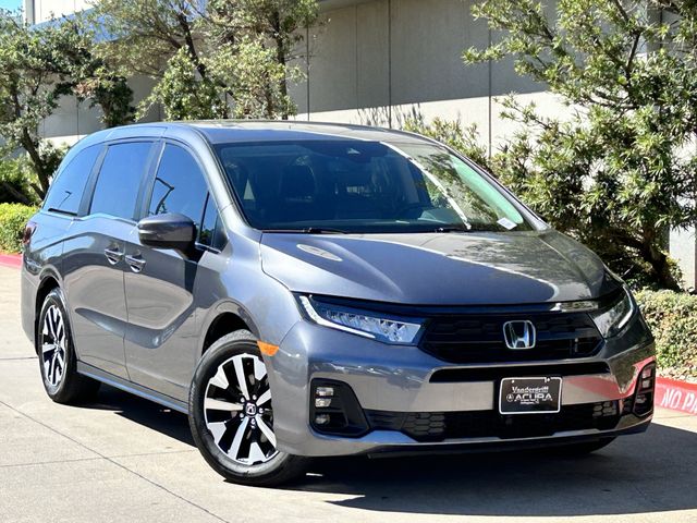 Used 2025 Modern Steel Metallic Honda EX-L image 2