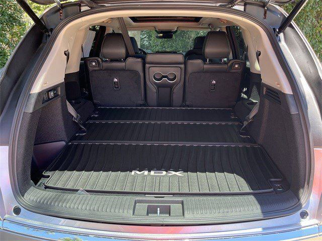 Used 2026 Solar Silver Metallic Acura Technology Package image 32