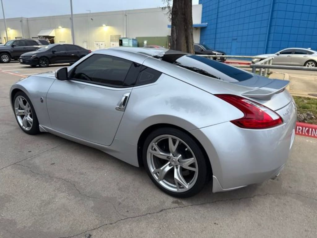 Used 2009 Nissan 370Z Touring Coupe