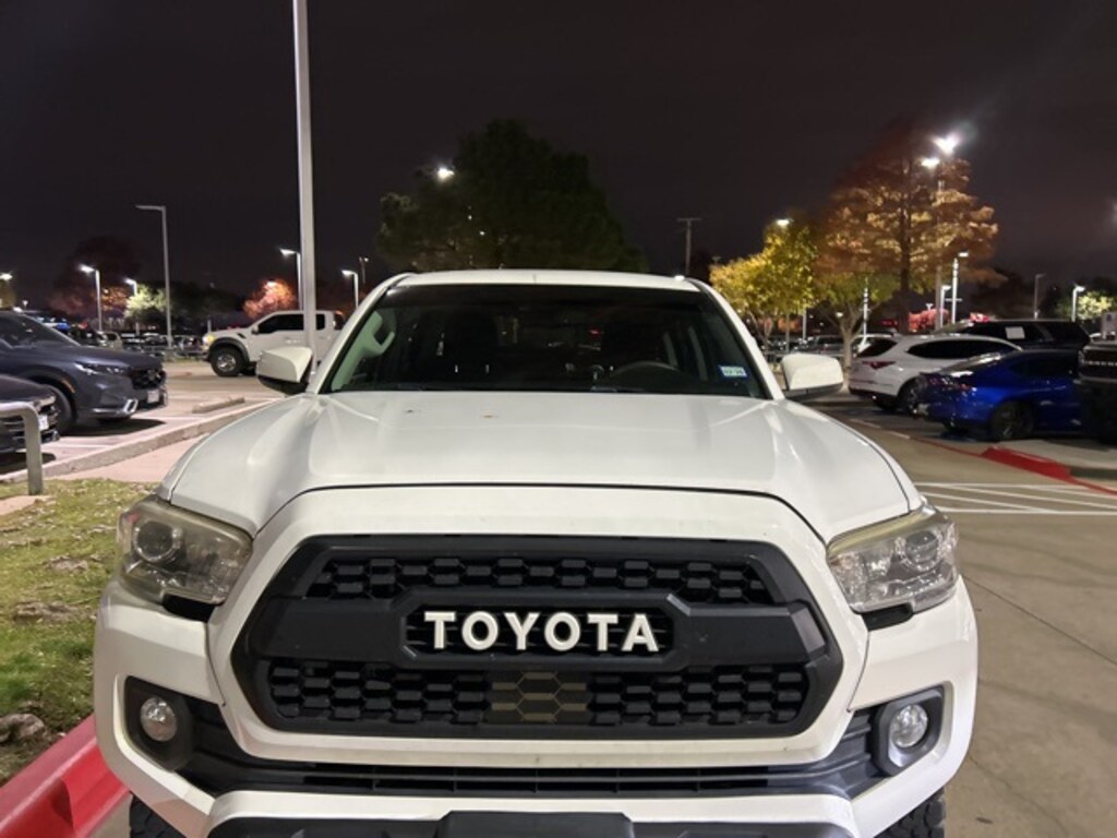 Used 2018 Toyota Tacoma SR5 V6 Truck Double Cab
