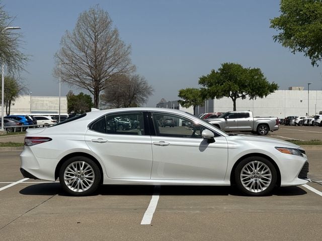 Used 2019 Wind Chill Pearl Toyota XLE image 3