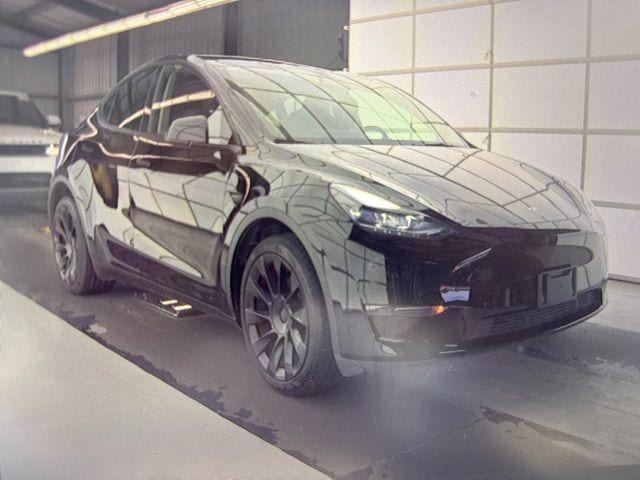 2025 Tesla Model Y Long Range Dual Motor All-Wheel Drive's photo