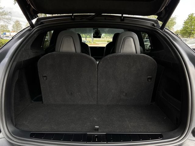 Used 2024 Stealth Gray Tesla Base image 33