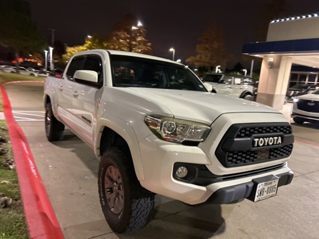 Used 2018 Toyota Tacoma SR5 V6 Truck Double Cab