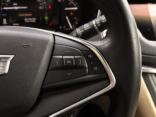 Used 2018 Dark Granite Metallic CADILLAC Base image 17