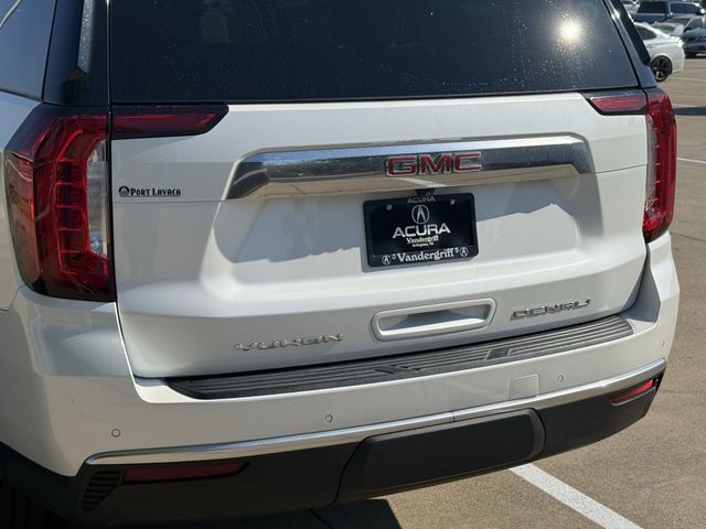 Used 2022 White Frost Tricoat GMC Denali image 6