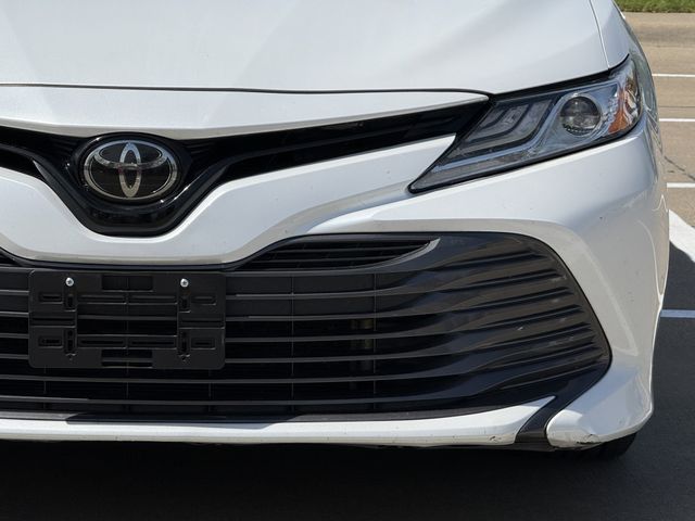 Used 2019 Wind Chill Pearl Toyota XLE image 9