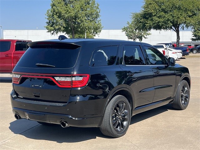 2022 Dodge Durango R/T photo 2