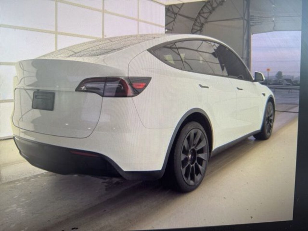 Used 2021 Tesla Model Y Long Range SUV