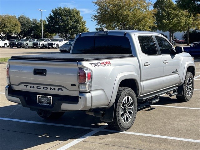 2021 Toyota Tacoma TRD Sport V6 photo 4